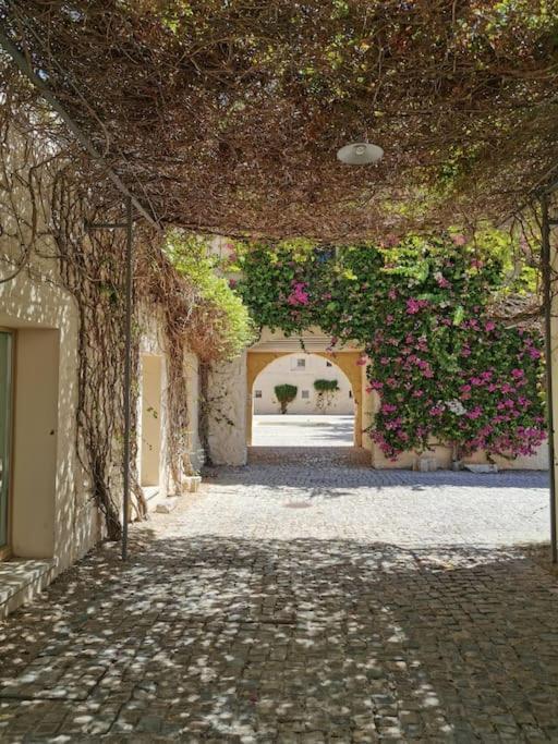 Nova Casa Com Piscina No Convento Das Bernardas Тавира Екстериор снимка
