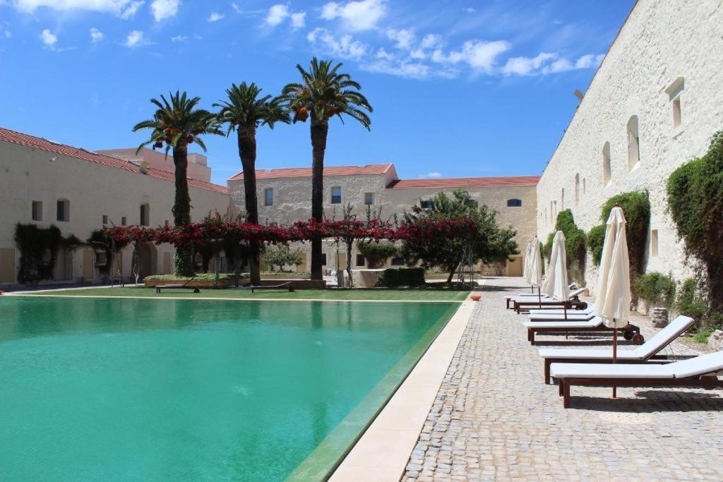 Nova Casa Com Piscina No Convento Das Bernardas Тавира Екстериор снимка